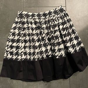 Kate Spade pleated skirt! EUC!